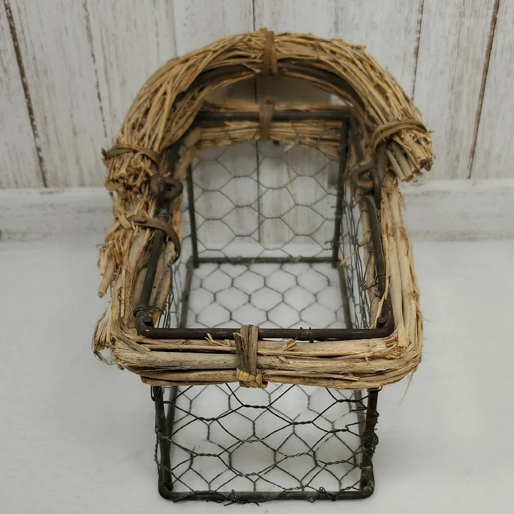 Grapevine & Twigs Wire Basket with Handle Chicken Wire Basket Vineyard Country